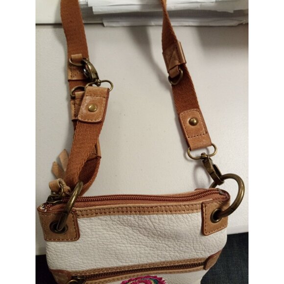 The Sak Women's Boho Leather Tan/Cream Crossbody BagBag/Purse - Picture 5 of 5